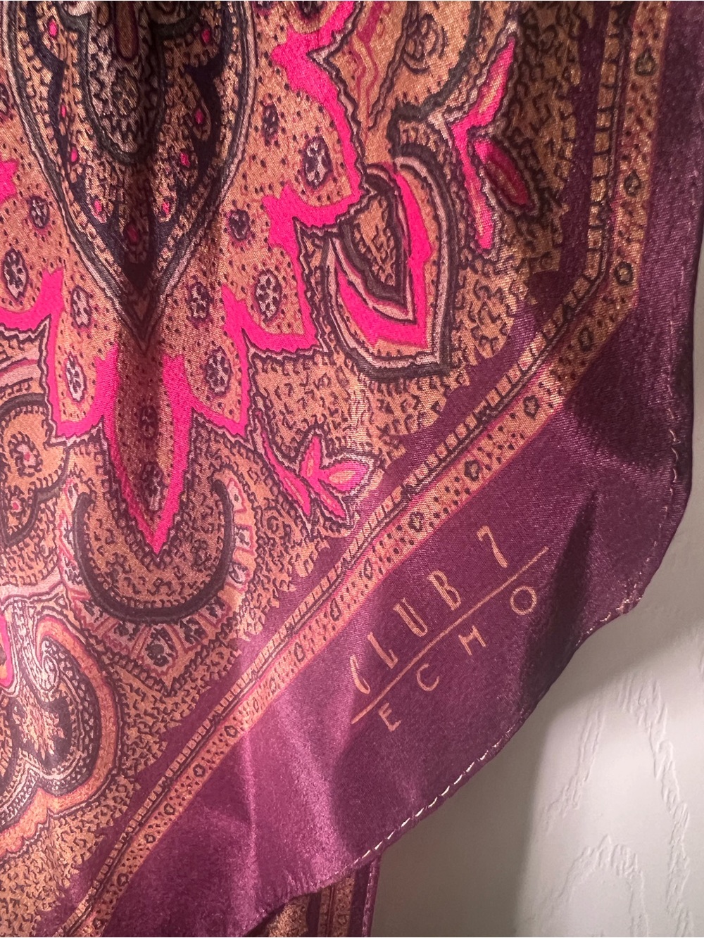 Vintage Club 7 Echo Paisley Silk Scarf in Berry and Pink 70”x8”